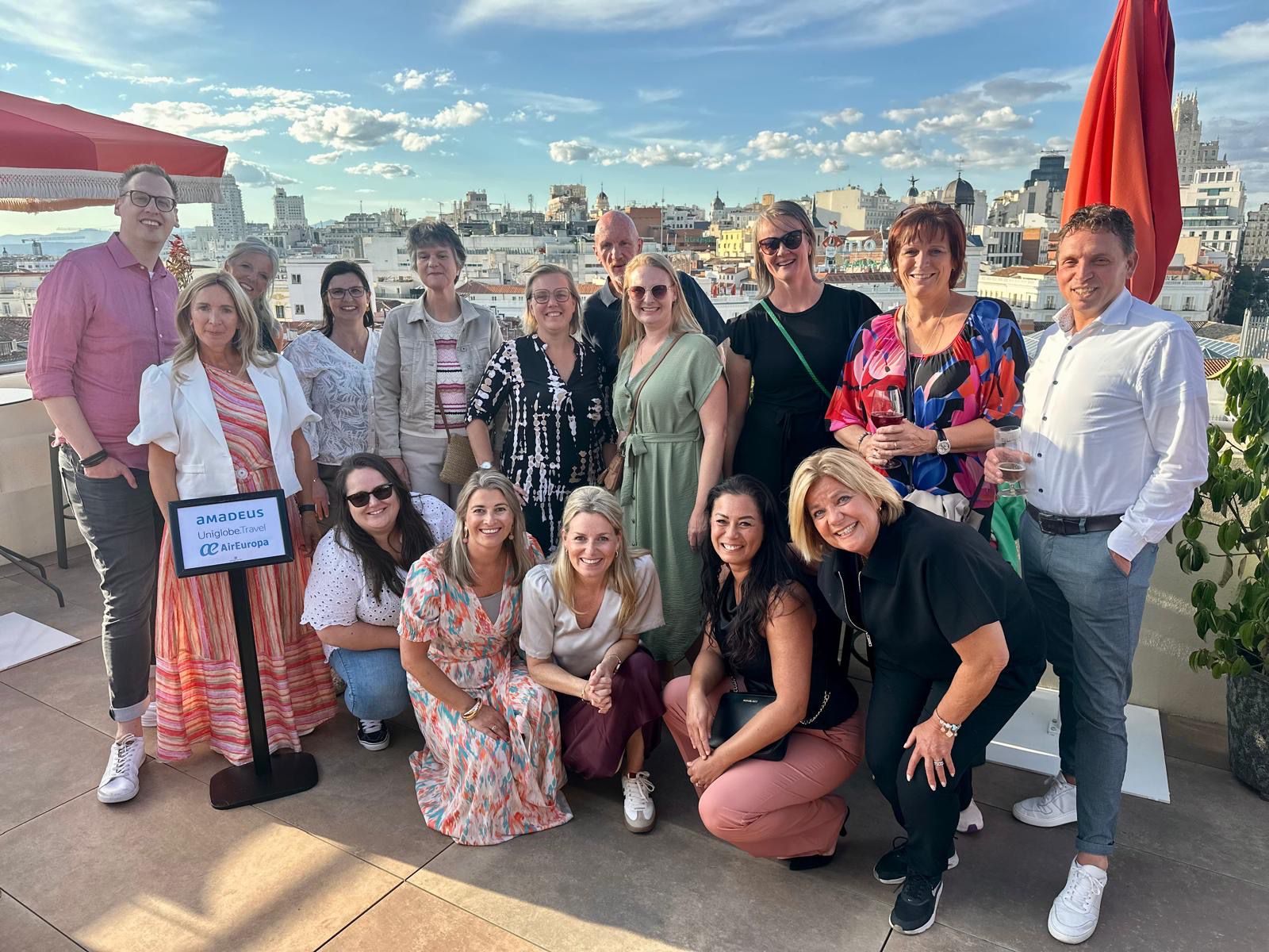 Groepsfoto uniglobe collegas